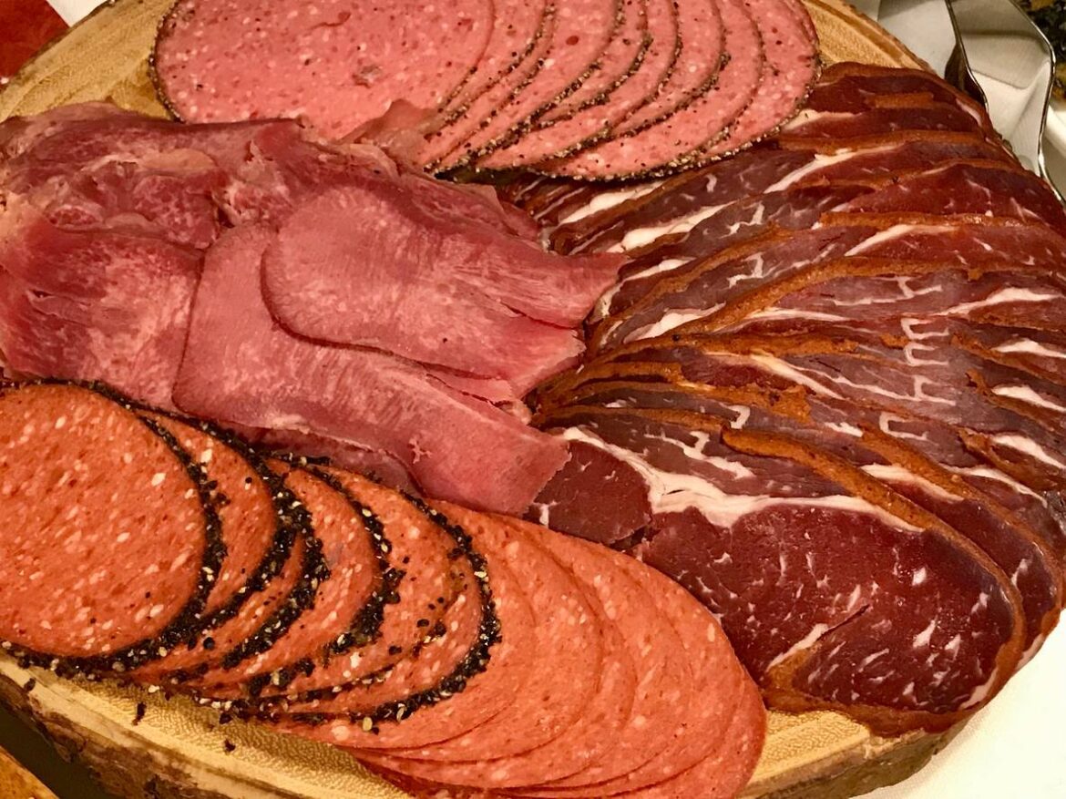 Noël en entreprise cadeau coffret charcuterie