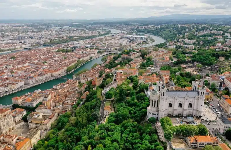 Comment domicilier votre entreprise sur Lyon ?